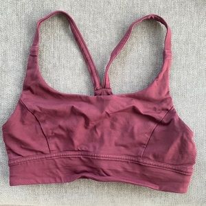 Lululemon size 6 sports bra